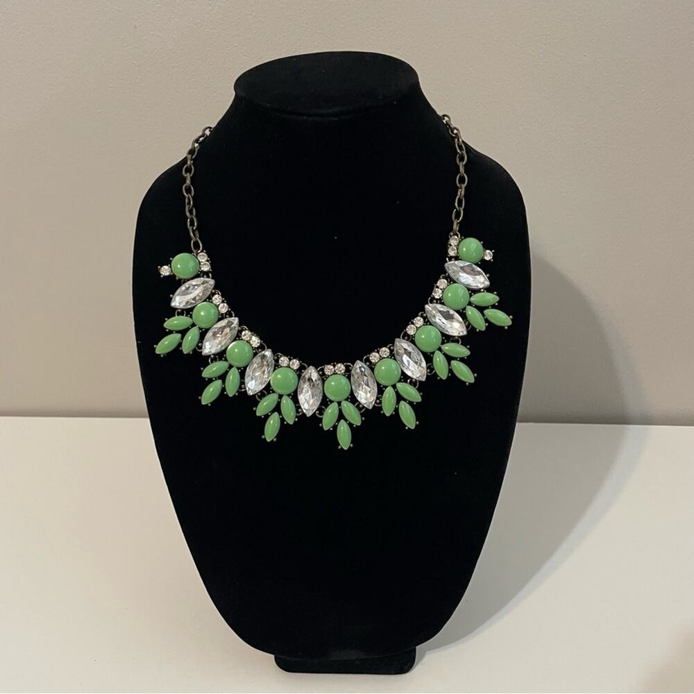 Women’s Chunky Statement Bib Necklace Light Green Crystal Antique Gold Tone